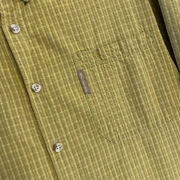 Columbia Men's Sz L Green Short Sleeve Button Up Collared Shirt - Picture 4 of 10